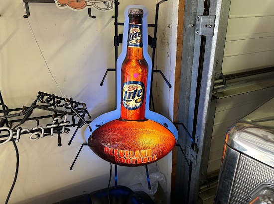 MILLER LITE NEON