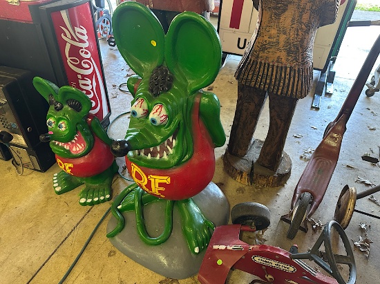 36" CAST ALUMINUM RAT FINK STATUE