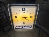 BUD LIGHT LIGHTED CLOCK