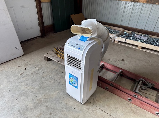 8,000 BTU PORTABLE AIR CONDITIONER