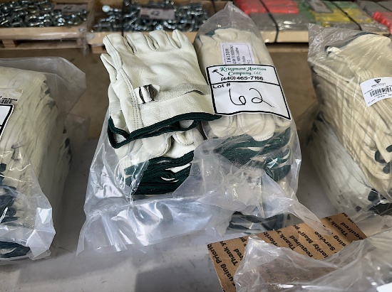4 PACKS OF WORK GLOVES
