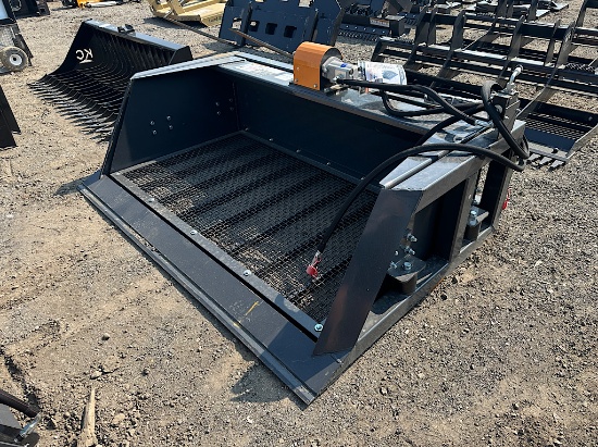WOLVERINE 72" POWER SCREENING BUCKET