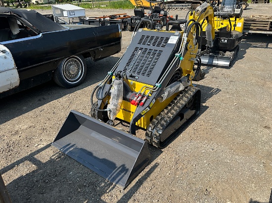 LANDHERO LDH-T460-CEM MINI SKID STEER