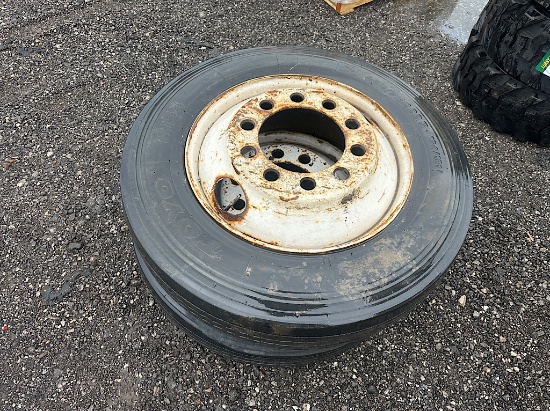 (2) TOYO 245/75R22.5