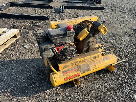 TITAN INDUSTRIAL AIR COMPRESSOR