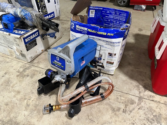 GRACO MAGNUM AIRLESS PAINT SPRAYER