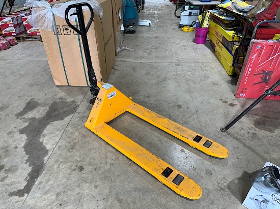 U-LINE 5500# PALLET JACK