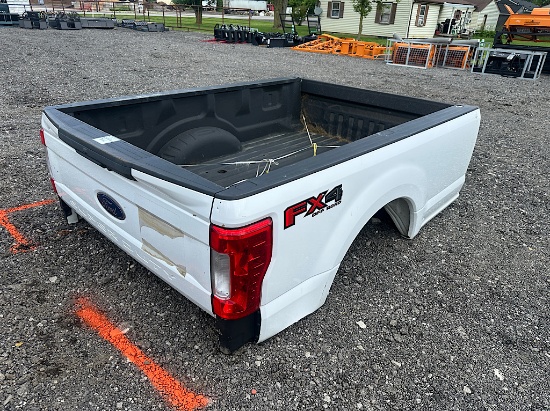 8' FORD SUPERDUTY BED