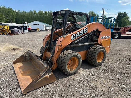 2012 CASE SV250 SKID LOADER