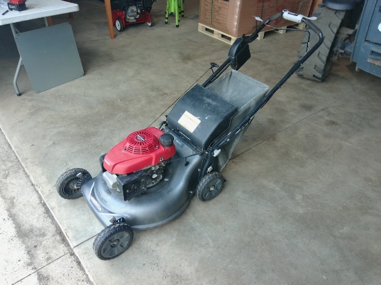 HONDA PUSH MOWER