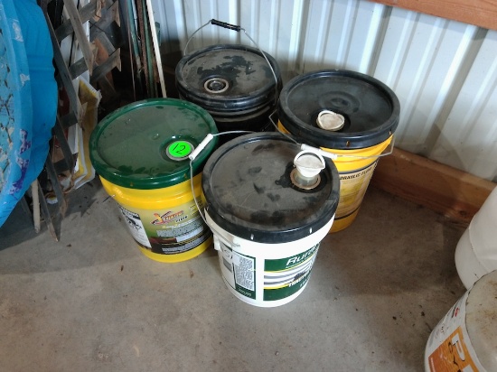(4) Buckets of Hydraulic Oil