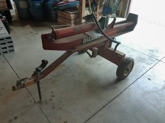 HUSKEE 22 TON LOG SPLITTER