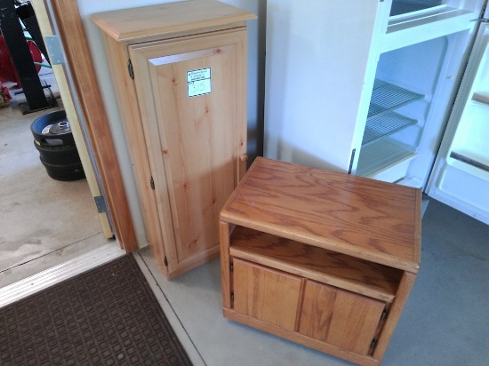 (2) Wooden Shelfs