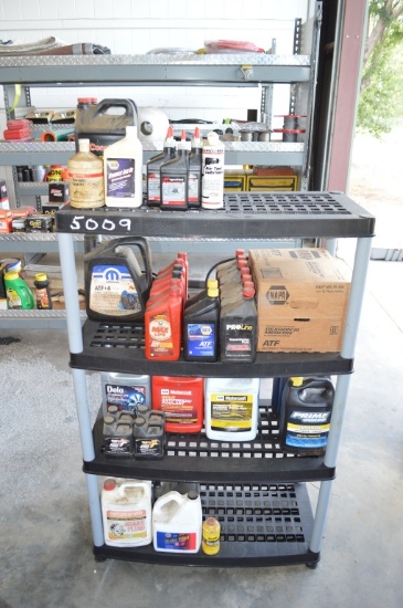 Freestanding Storage Shelving Unit