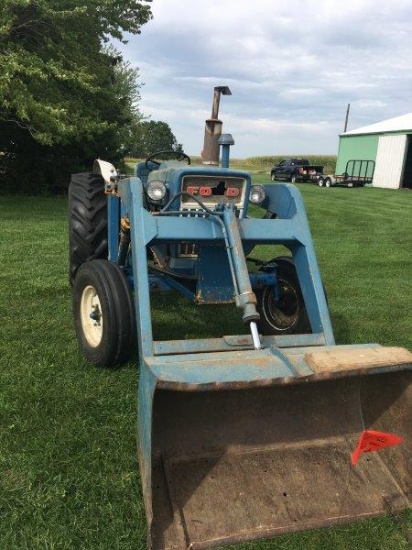 ’74 Ford 4000 Gas Utility Tractor