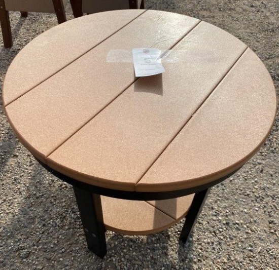 Berlin Gardens Round End Table - Dining Height