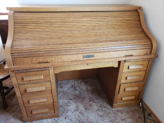 60” Oak Rolltop Desk made by Leopold Desk Co., Burlington, IA