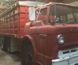 1975 Ford C750 Grain Truck