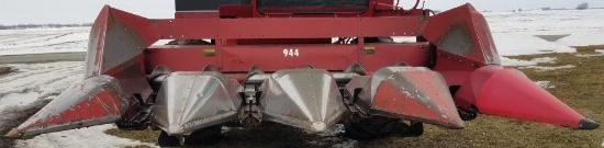 IH 944 4-36 Corn Head