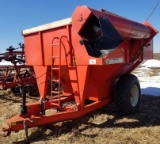 United Farm Tool 500 bu. Grain Cart