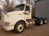 2001 IH 9100i - TA Day Cab Semi-Tractor