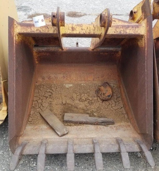 36" Backhoe Bucket