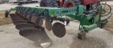 JD 2800 7 Bottom Variable Width Plow