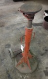 Wesco Screw Jack Stand w/ Wheels