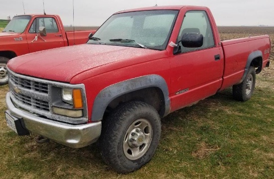 '94 Chevrolet Cheyenne 2500 4WD Pickup