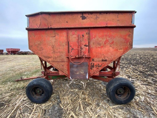 200 Bu. SD Wagon