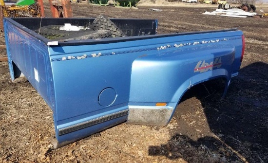 8' Chevy dually pickup bed