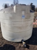 1600-gallon poly tank