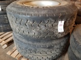 425/65R22.5 Tire on Rim