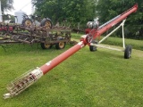 Buhler/Farm King 831 Auger