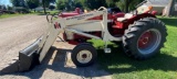 IH 544 Tractor w/ IH 2000 Loader