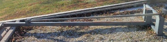 12' truss boom, skid steer attach.
