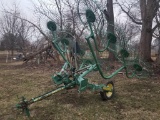 JD 702 8-wheel hay rake