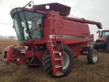 Case IH 2166 Combine