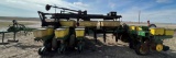 JD 7000 12R30 Planter