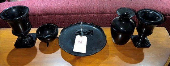 5 Pieces - Black Glassware