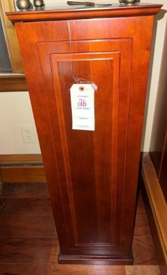 24 Compartment Stand