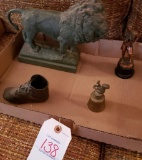 Lion bookend, squirrel bell & figurine