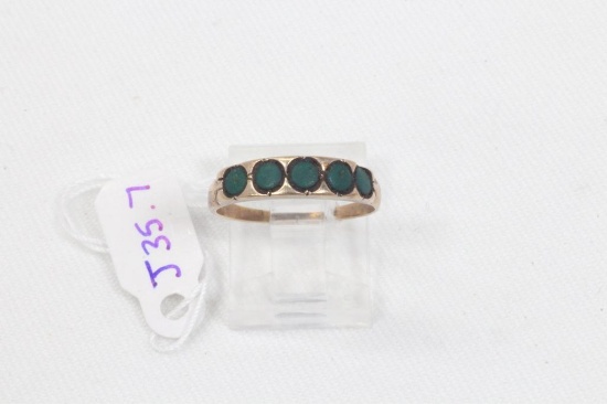 14k Yellow Gold 5 Round Cut Green Stone Ring