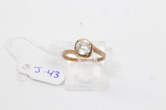 10k Yellow Gold 6.0mm Round Cut White Topaz Ring