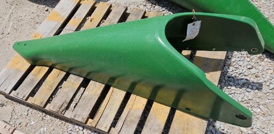 New JD Poly LH End Divider Point