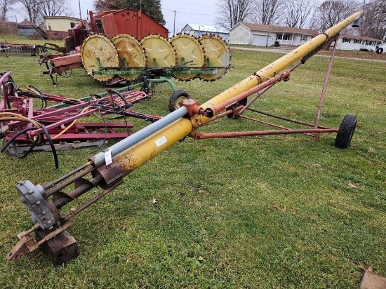 Mayrath 8"X32' Auger, 540 pto, bottom drive