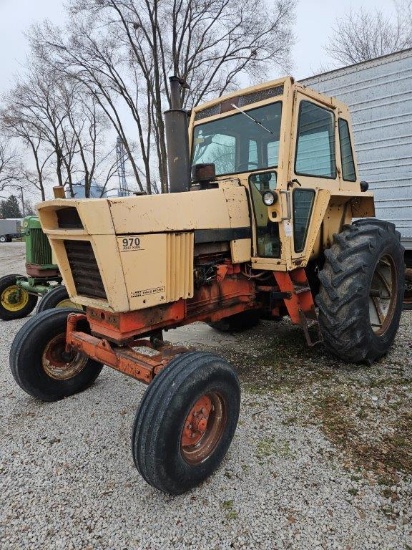 Case / David Brown 970 Diesel Tractor w/ cab