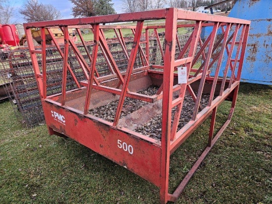 PMC 500 Hay Feeder