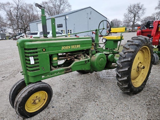 JD Styled B Tractor - Not Running