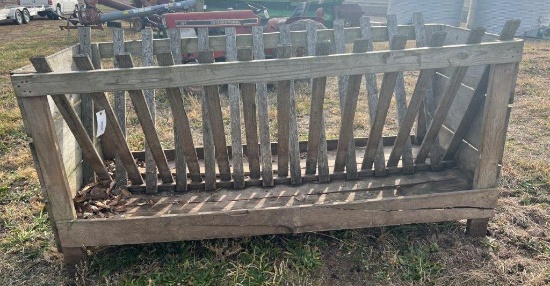 Wooden 8' hay/grain combination sheep feeder